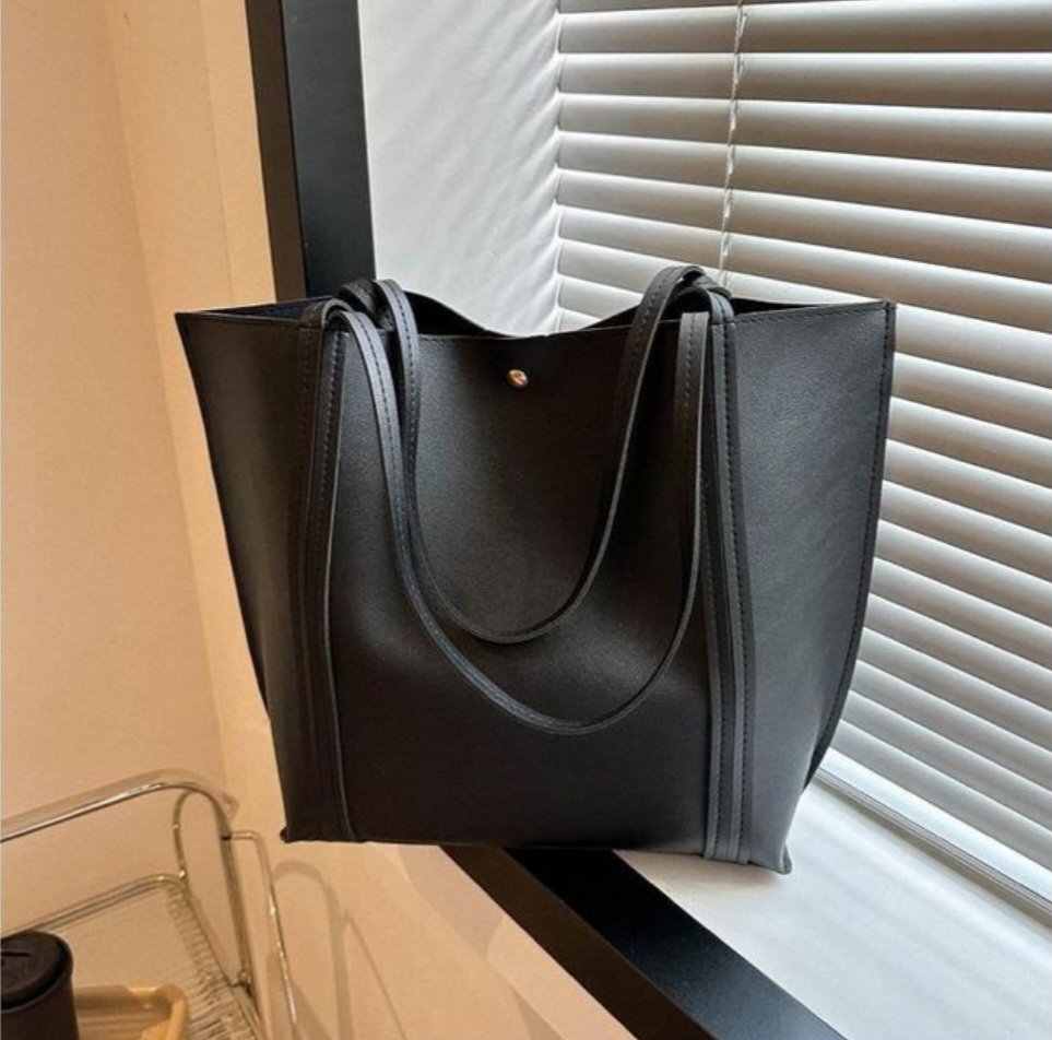 Ladies Pure Leather handbags